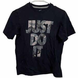 Nike Camo Graphic Short Sleeve Athletic T-Shirt
